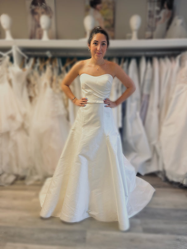 Yumi Katsura 'Landon' Wedding Dress Sample