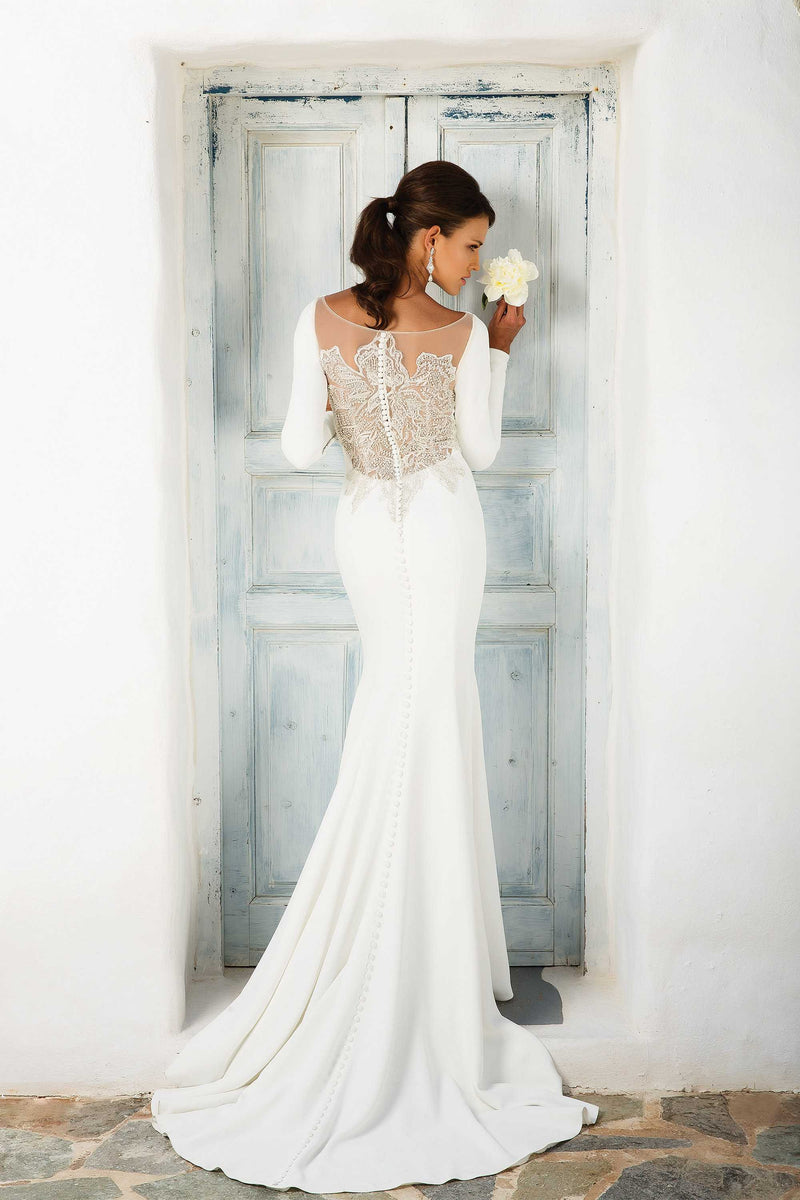 Justin Alexander 8936 Wedding Dress Sample