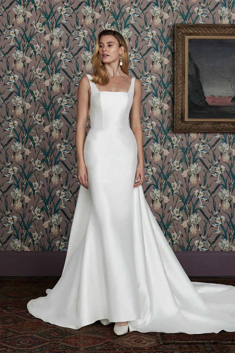 Justin Alexander Signature 99143 Wedding Dress Sample