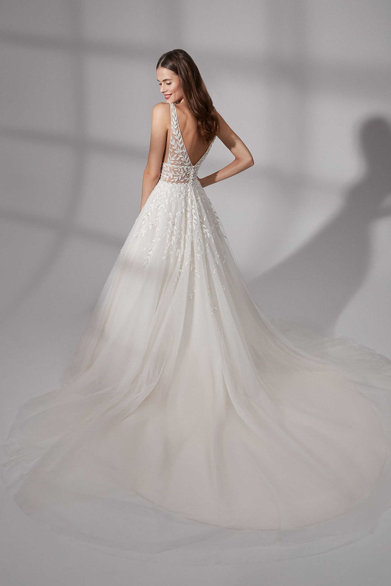 Justin Alexander Signature 99183 Wedding Dress Sample