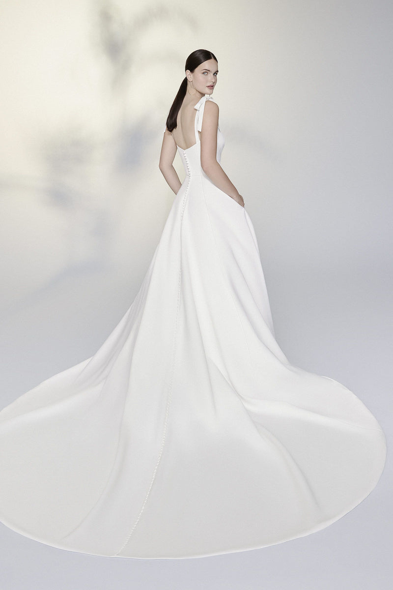 Justin Alexander Signautre 99195 Dress Sample