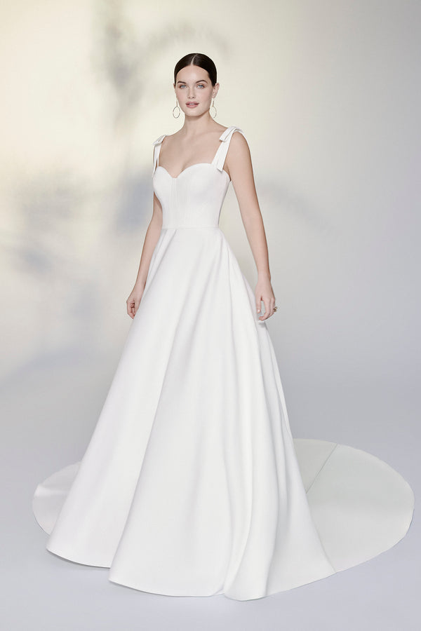 Justin Alexander Signautre 99195 Dress Sample