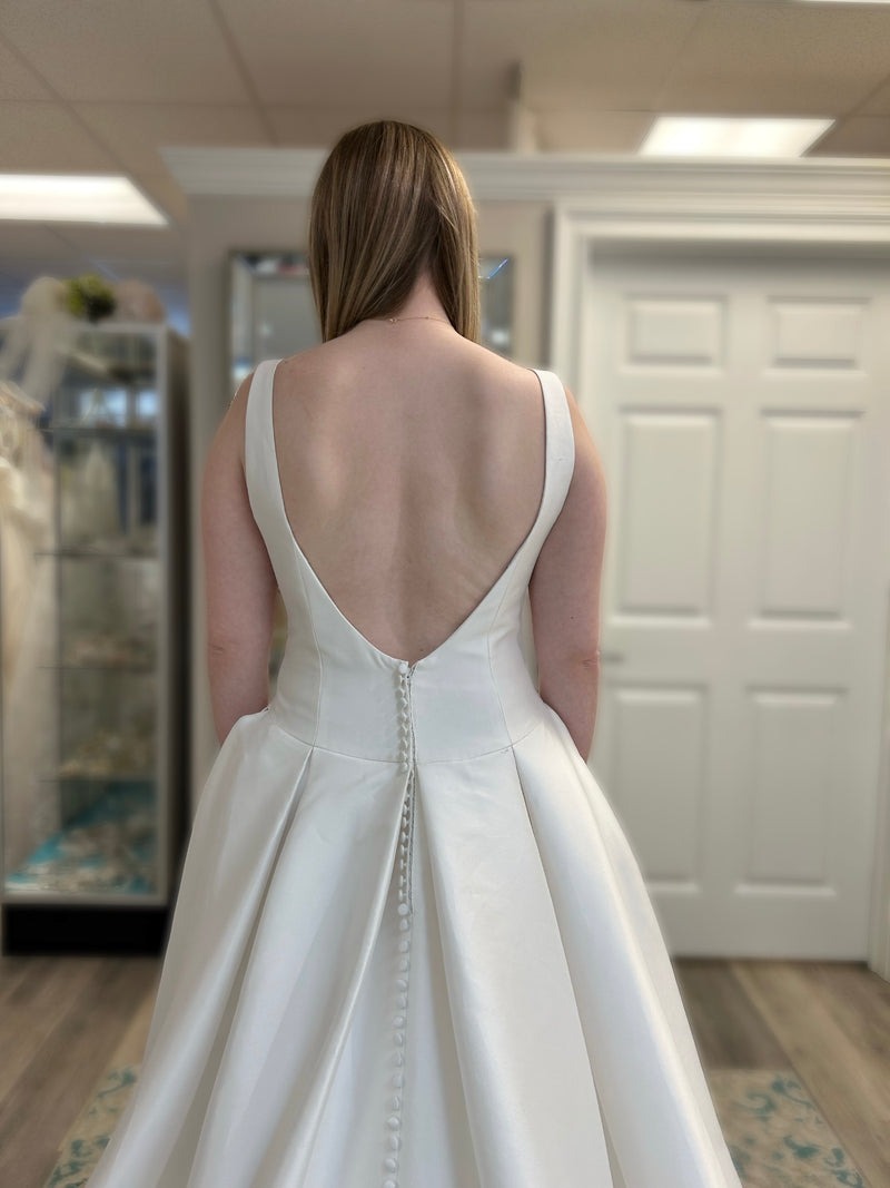 Justin Alexander 99145 Wedding Dress Sample