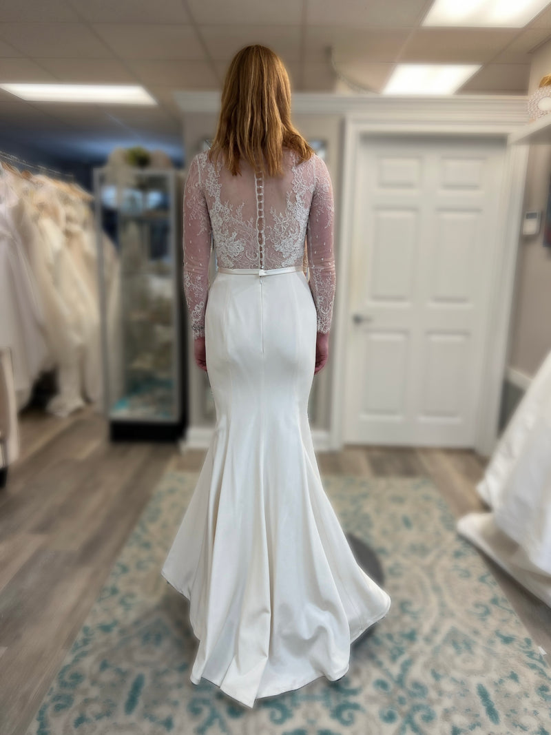 Lea-Ann Belter 'Miranda' Wedding Dress Sample