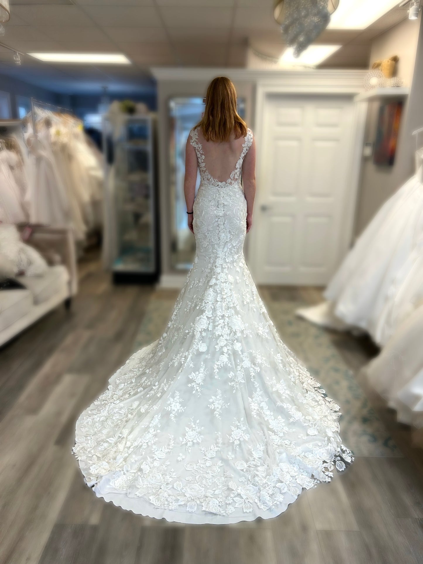 Atelier Pronovias 'HIBISCUS' Wedding Dress Sample Atelier Pronovias 'HIBISCUS' Wedding Dress Sample