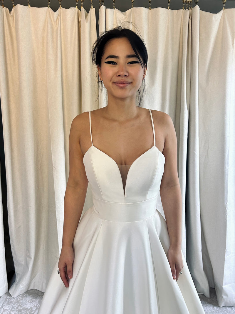 Justin Alexander Signature 99142 Dress Sample