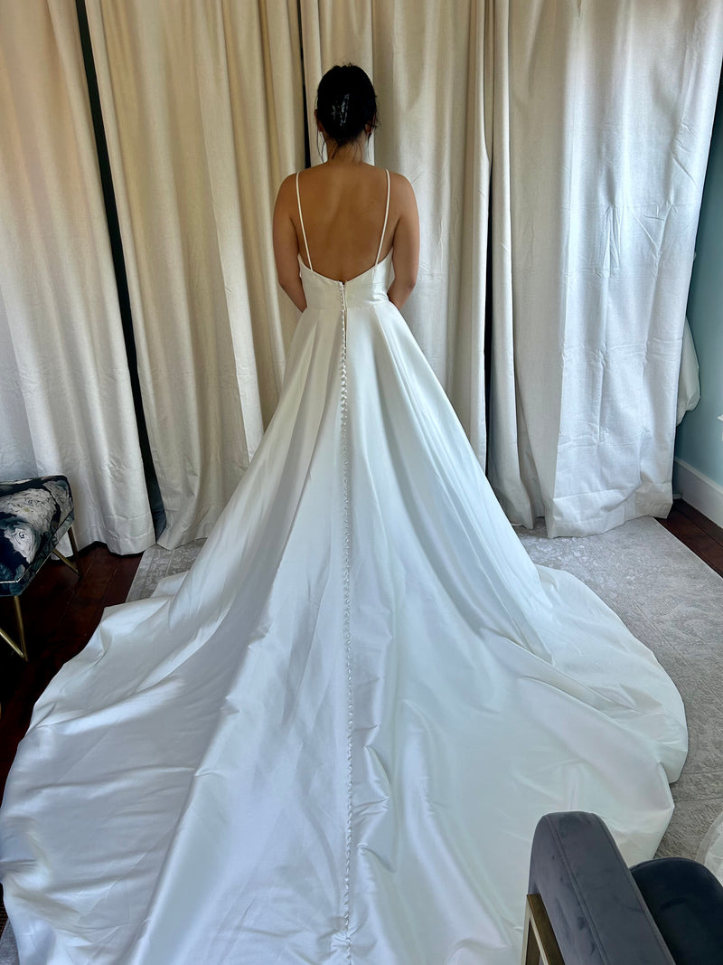 Justin Alexander Signature 99142 Dress Sample