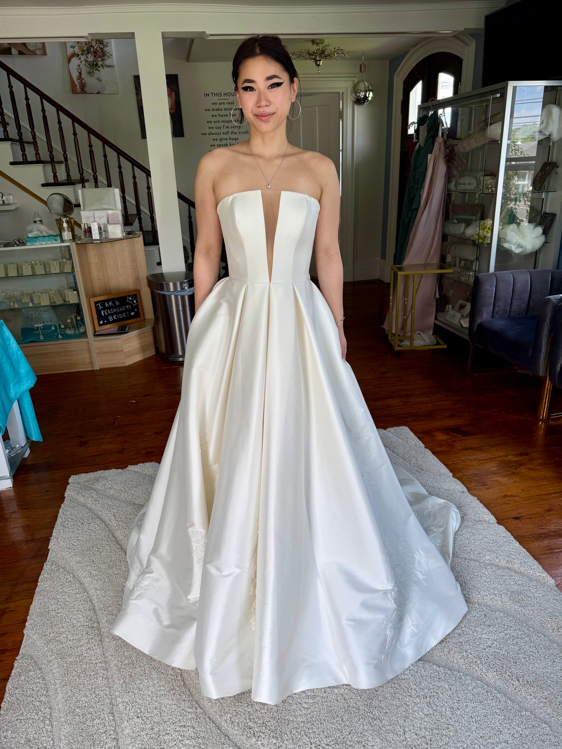 Justin Alexander Signature 99144 Dress Sample