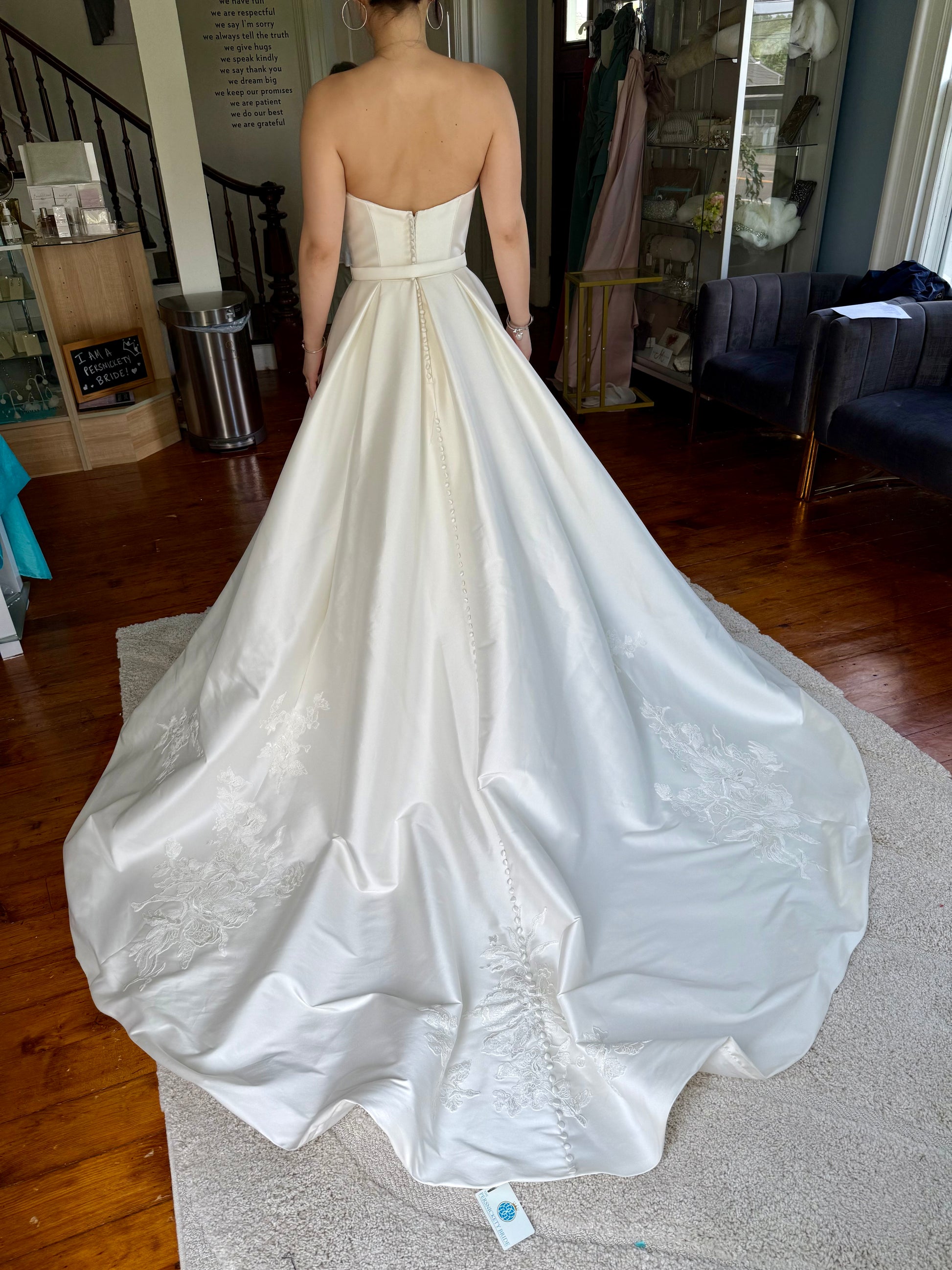 Justin Alexander Signature 99144 Dress Sample