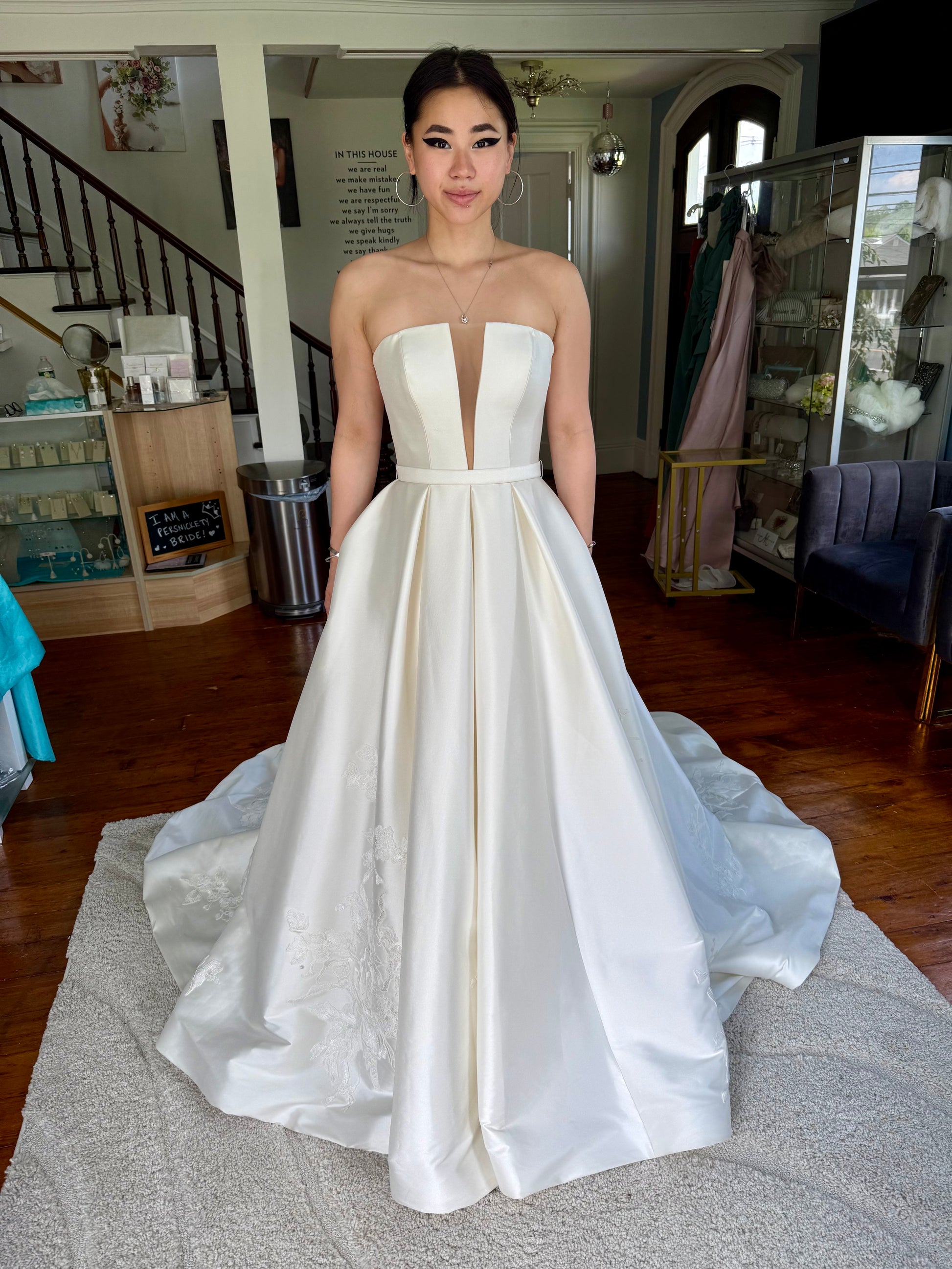 Justin Alexander Signature 99144 Dress Sample