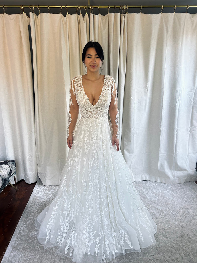 Justin Alexander Signature 99155 Dress Sample