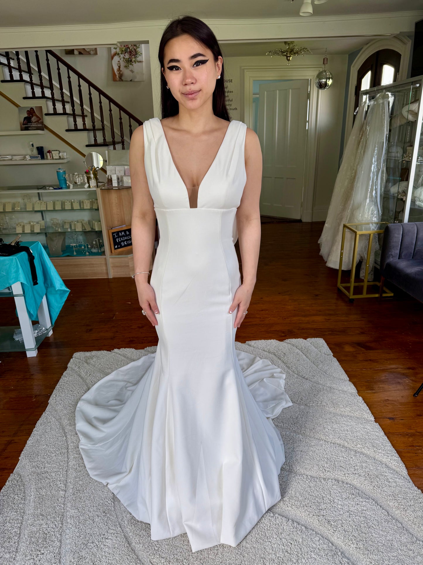 Justin Alexander Signature 99239 Wedding Dress Sample Justin Alexander Signature 99239 Wedding Dress Sample