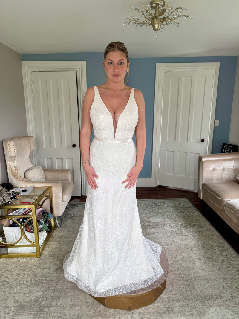 Lea-Ann Belter 'Rain' Wedding Dress Sample