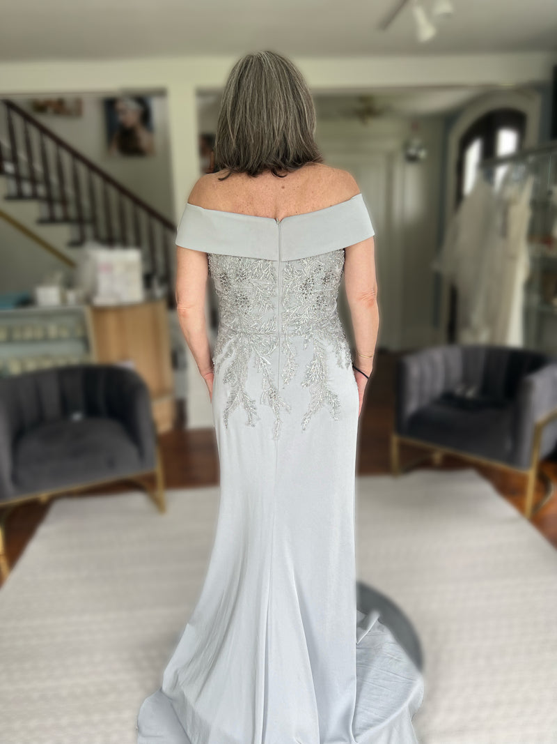 Mon Cheri 220932 Sample Gown