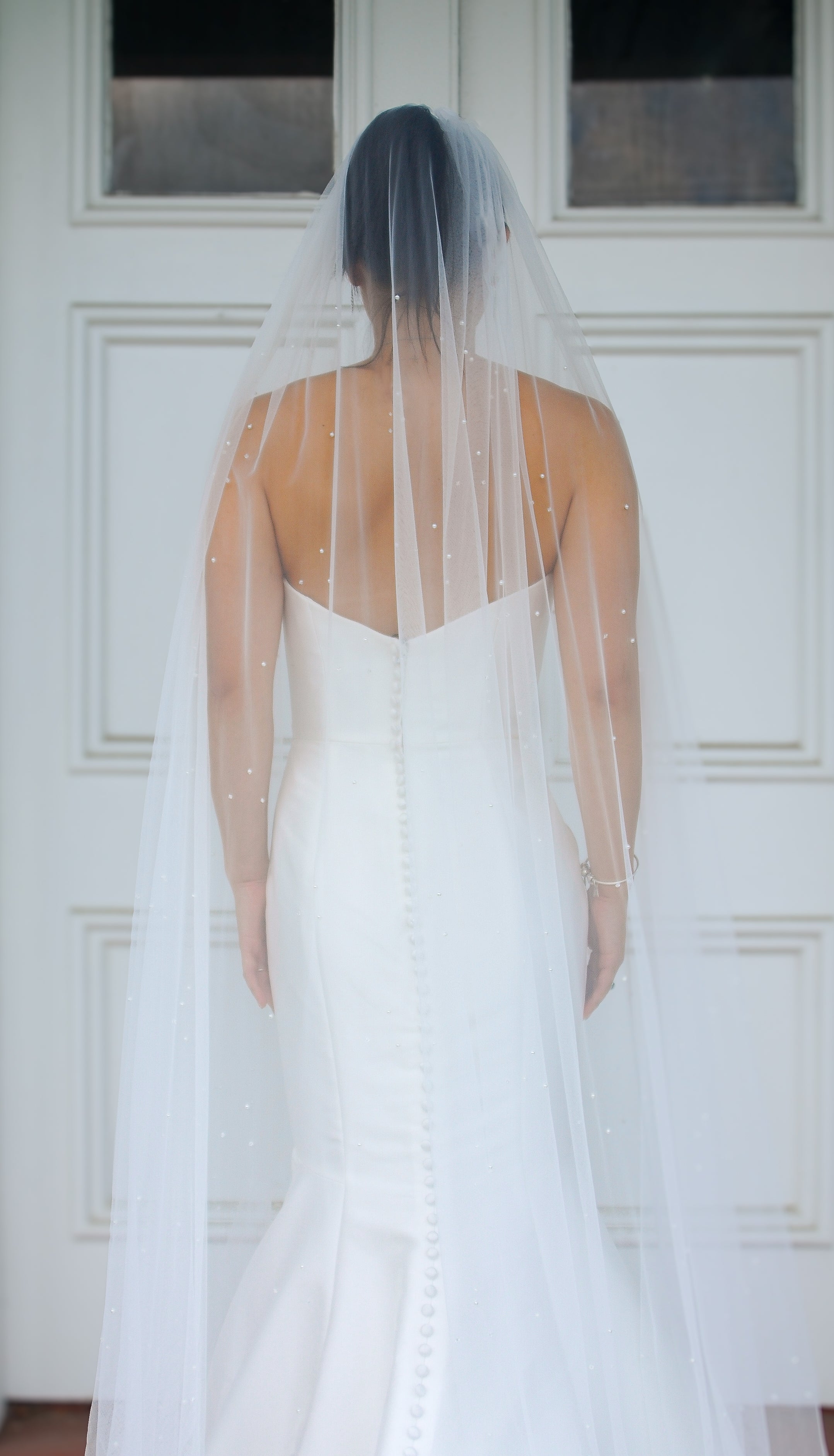 Justin Alexander TG1003L110 Scattered Pearl Veil – The Persnickety