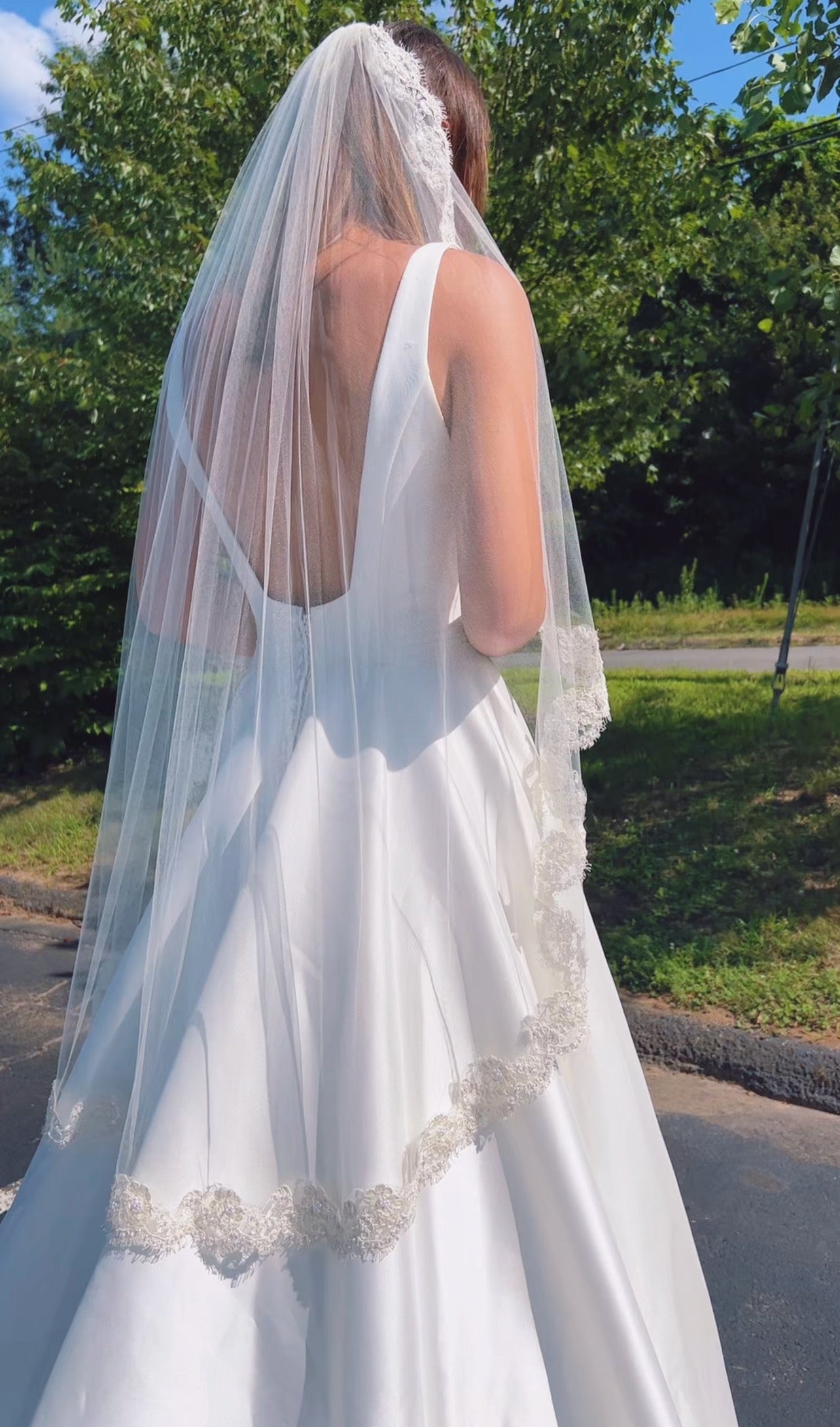 Justine M. Couture Vintage Glitter/Pearl Veil