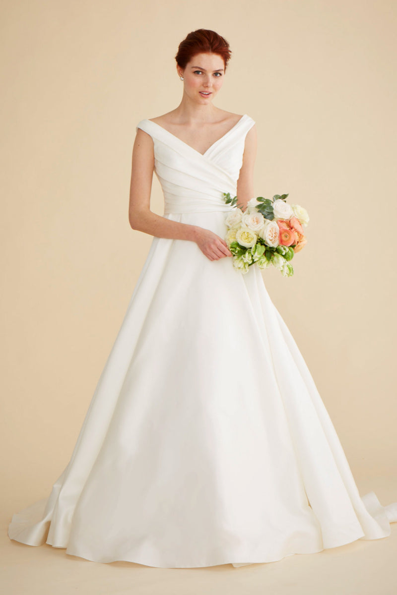 Lea-Ann Belter 'Aubrey' Wedding Dress Sample