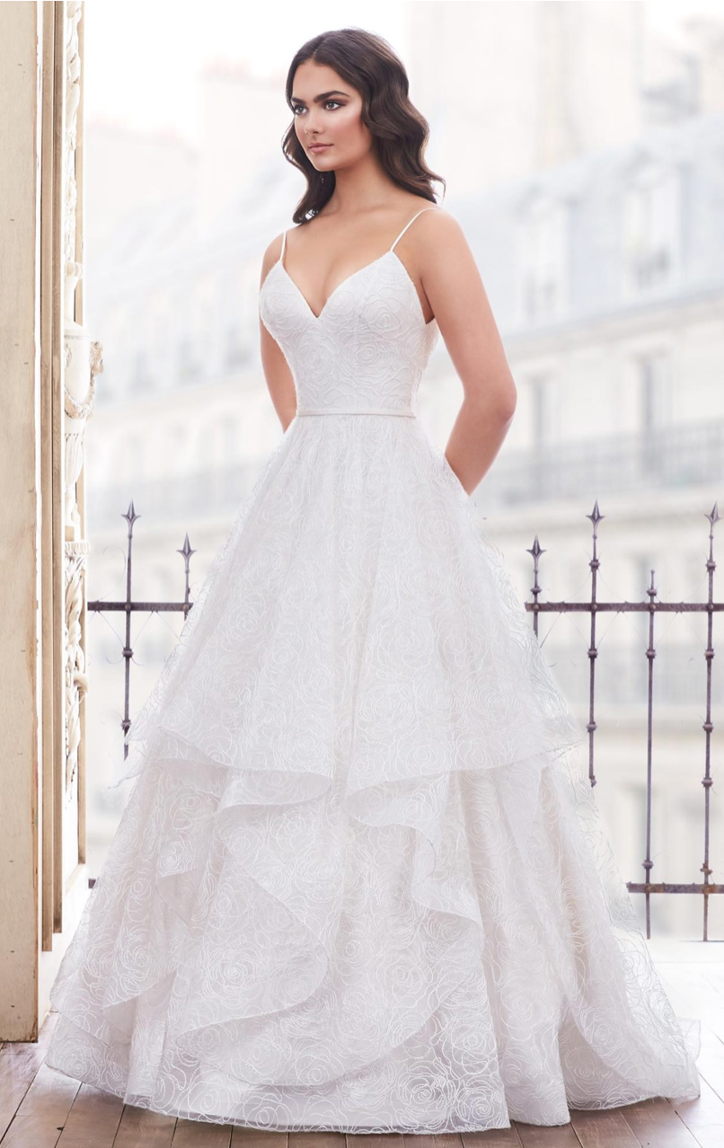 Paloma Blanca 4858 Wedding Dress Sample