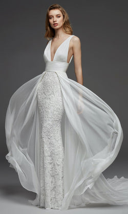 Atelier Pronovias 'CANNES' Wedding Dress Sample
