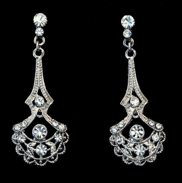 Elegant Scallop Earrings - The Persnickety Bride