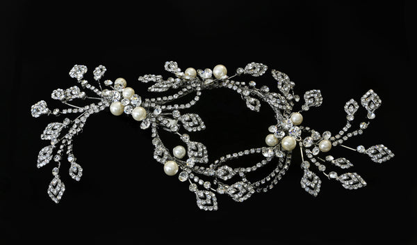Swarovski Crystal and Pearl Burst Hairclip - The Persnickety Bride