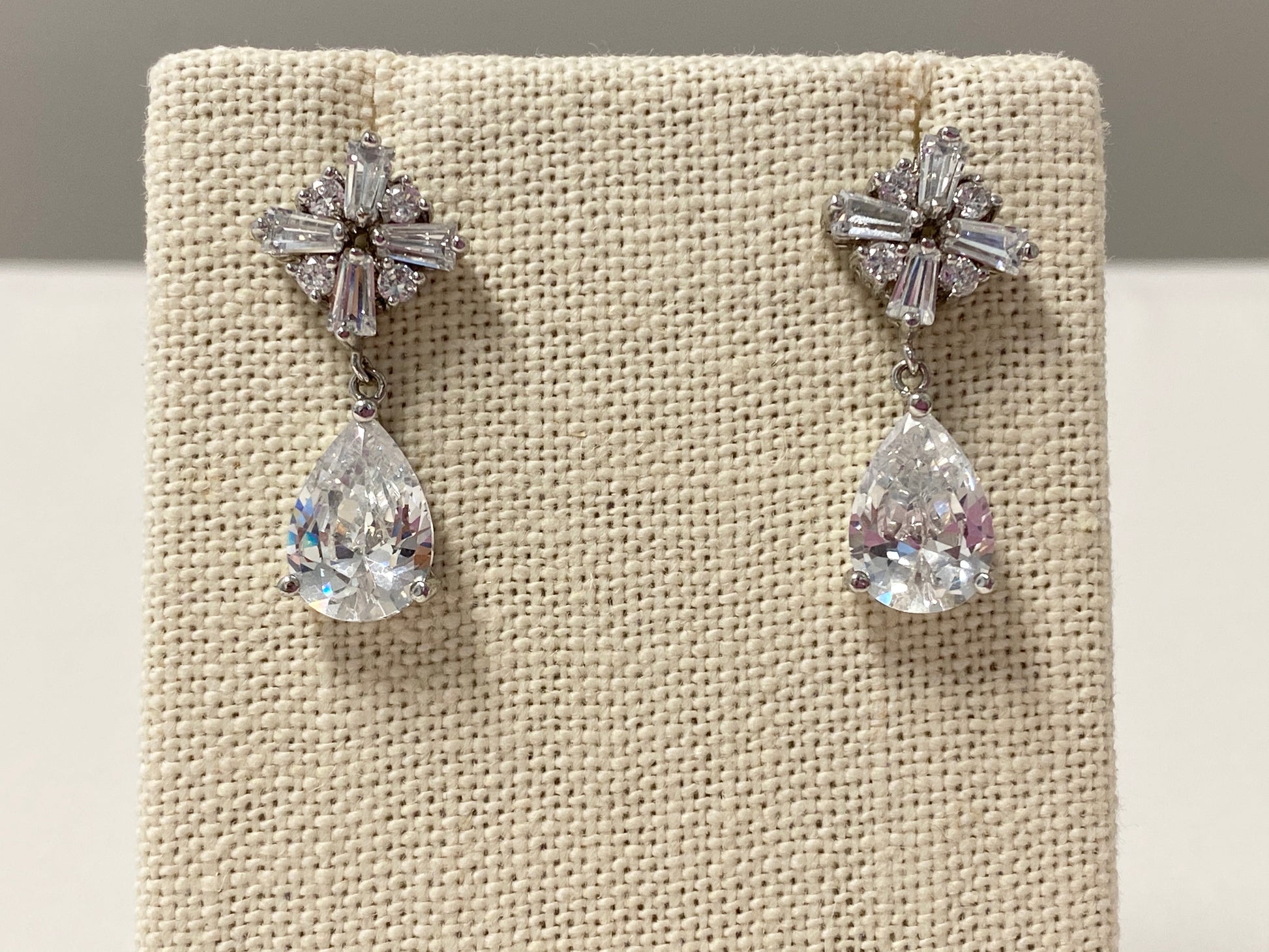 Your Paths Will Cross Diamontage Earrings - The Persnickety Bride