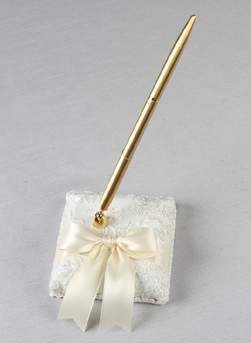 Chantilly Lace Pen Holder - The Persnickety Bride