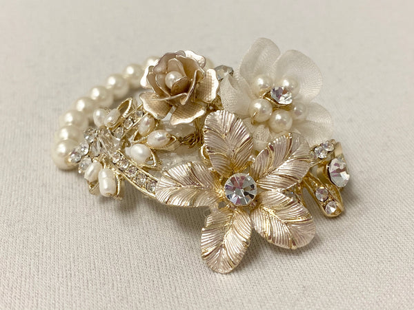 Triple Flowers Pearl Bracelet - The Persnickety Bride